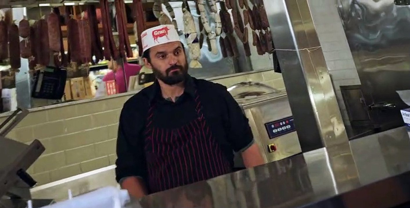 Easy S03 E09