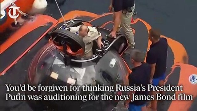 Russian President Vladimir Putin pays visit to Crimea in a submarine