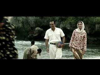 Apa kata pengarah dan hero filem Soekarno?