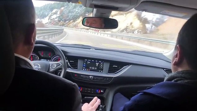 Cemal Enginyurt'tan 'Geççek' paylaşımı: 'Geçmesin' diyenler siz uyuyun, demokratlar yollarda