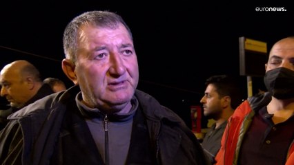 Rescatan con vida a uno de los pasajeros desaparecidos en el incendio de un ferry en Grecia