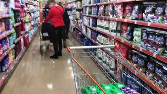 Bulgaristan vatandaşları Edirne'ye akın etti: Et, yağ, su, ekmek, her şeyimizi aldık