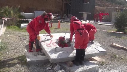 MUĞLA BODRUM'DA GERÇEĞİ ARATMAYAN DEPREM TATBİKATI