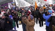Ottawa, sgomberata la protesta dei camionisti anti-pass vaccinale