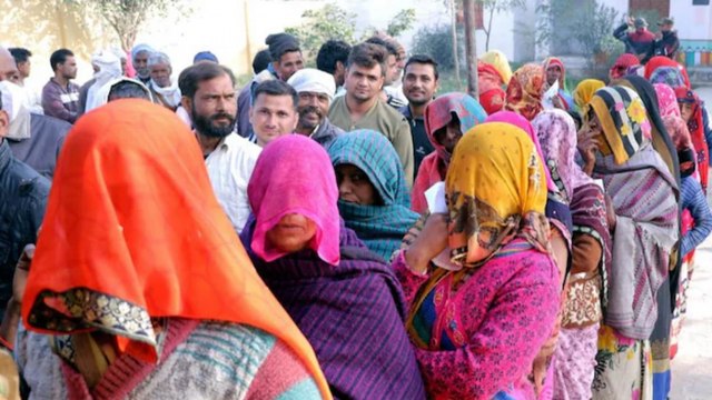 UP witness bumper voting in third phase of elections