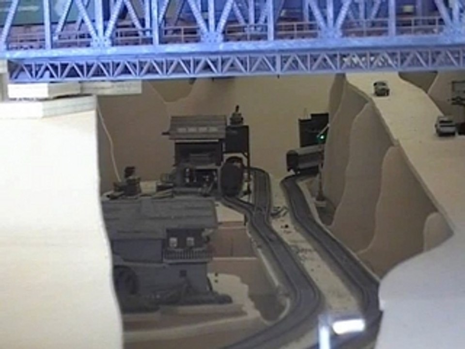 train miniature
