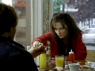 Atando cabos Tráiler VO