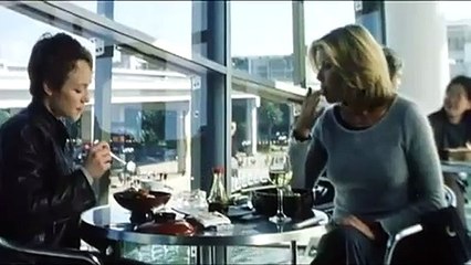 El círculo íntimo Tráiler VO