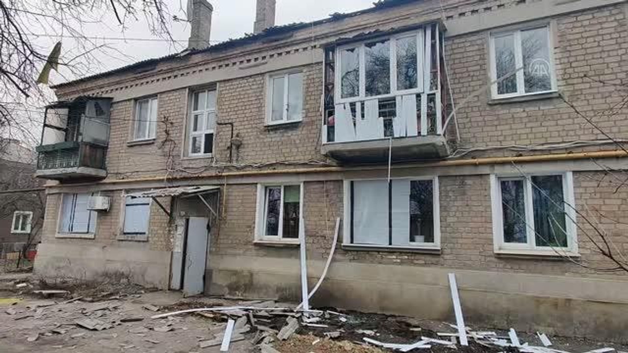 Son dakika haber... Rusya yanlısı ayrılıkçıların kontrolündeki Donetsk'te patlamalar