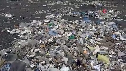 Zonguldak'ta denize sıfır ''çöplük''te, piknik keyfi!