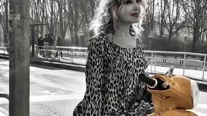 Barbara D’Urso saluta tutti e scappa via