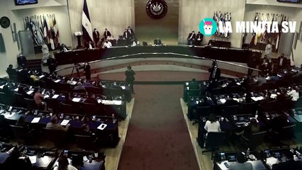 Marcela Villatoro insulta a presidente y diputados de Nuevas Ideas, asi perdió el control totalmente