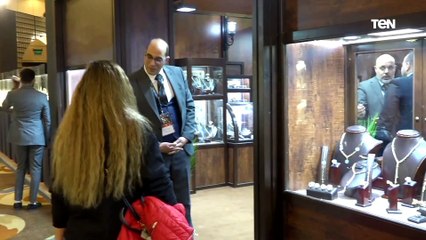 لكل بنت محتاره تختار شبكتها دهب ولا ألماظ.. إعرفي الفرق من أكبر خبراء الدهب