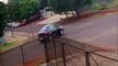Strike: vídeo mostra Jetta batendo contra quatro carros estacionados em frente ao HU