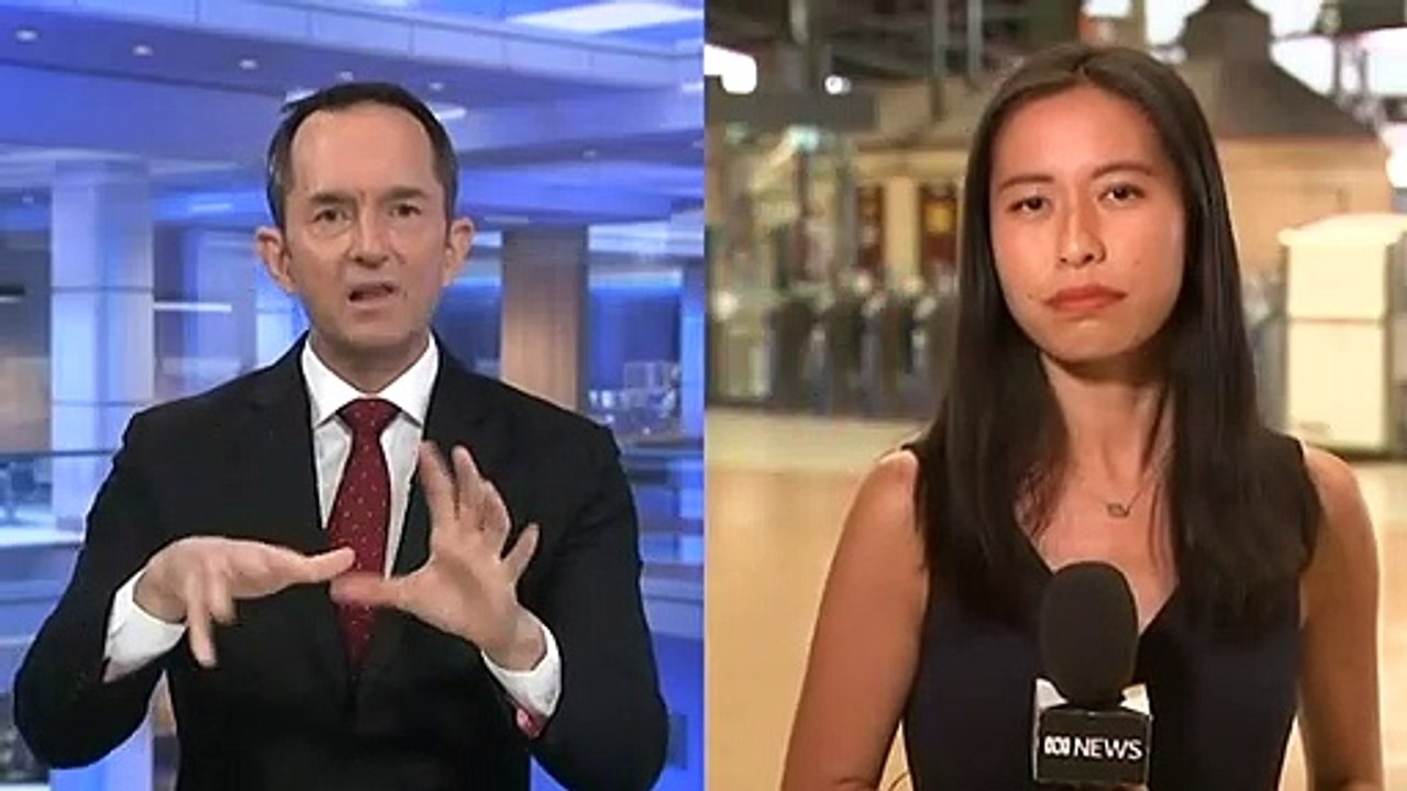 Sydney rail services halted in dispute between NSW Govt and unions