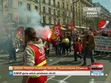 Mogok pekerja jejaskan sektor pelancongan Perancis