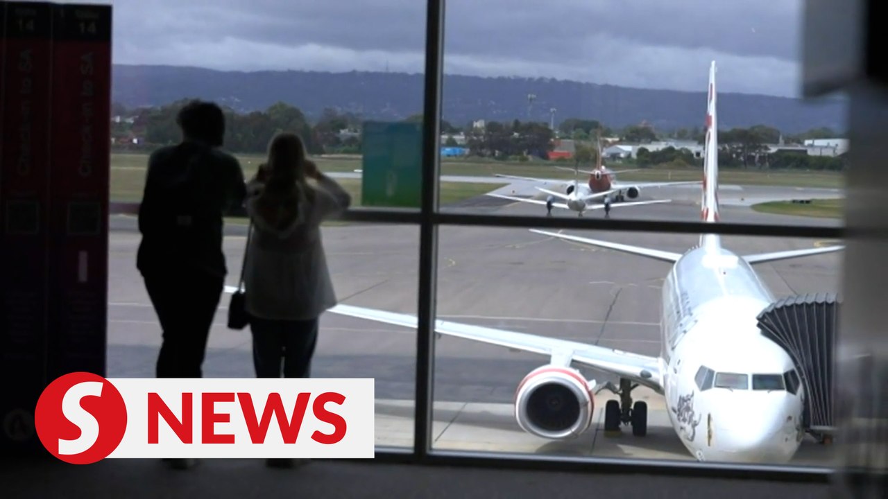 Australia reopens to visa holders and double vaccinated