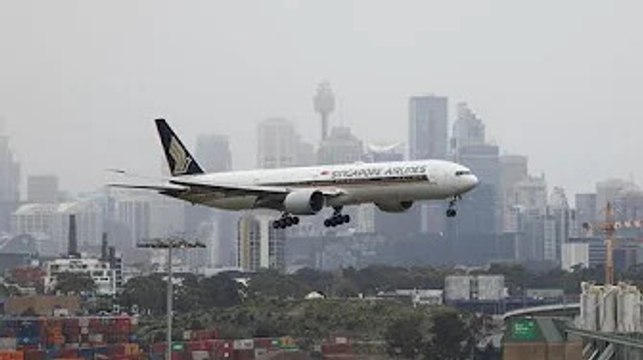 Australia fully reopens borders shut by COVID pandemic, welcomes back tourists