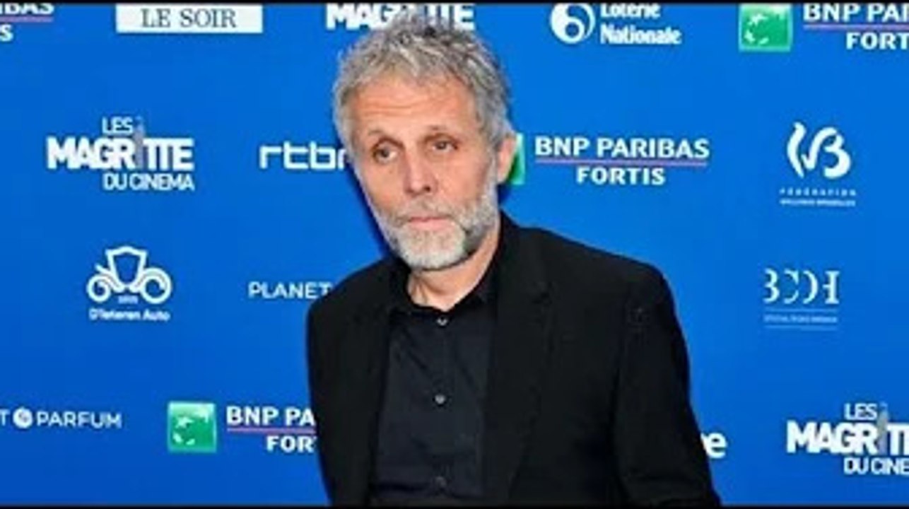 "On est au sixième sous-sol": Stéphane Guillon s'en prend à Cyril Hanouna