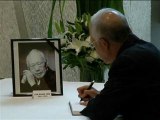 PM admires Lee Kuan Yew’s leadership