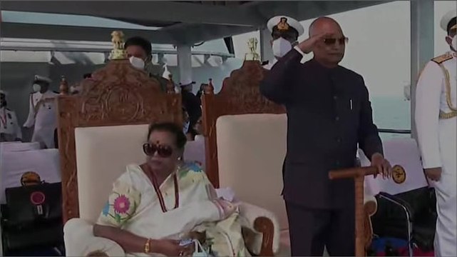 Andhra Pradesh: President Kovind reviews Indian Naval Fleet in Visakhapatnam