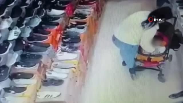 Pes dedirten hırsızlık: Çaldığı ayakkabıyı bebeğinin altına böyle sakladı