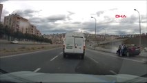Arnavutköy'de makas ve hız kaza ile sonuçlandı