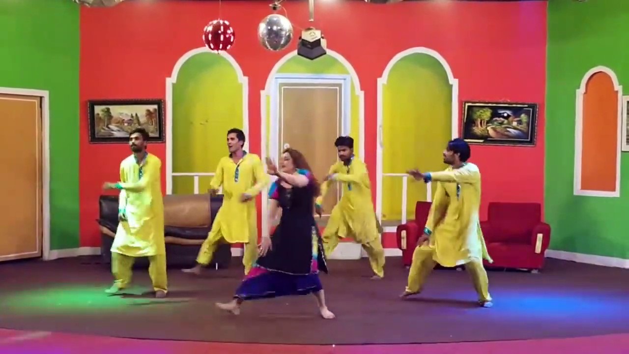 QISMAT BAIG DANCE