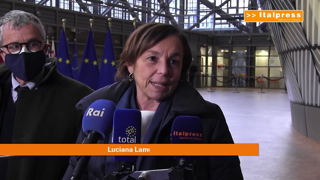 Immigrazione, Lamorgese "Presidenza UE francese sia solidale"
