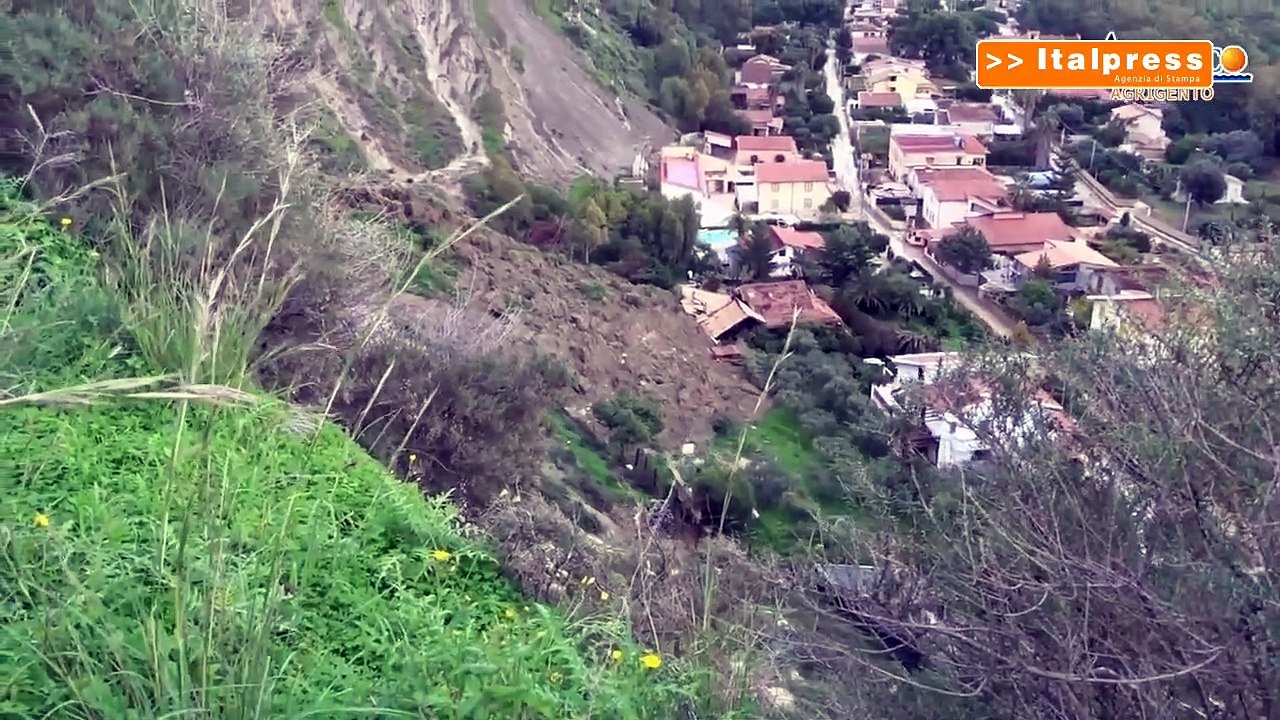 Mareamico "Crolla sulle case la collina di Eraclea Minoa"