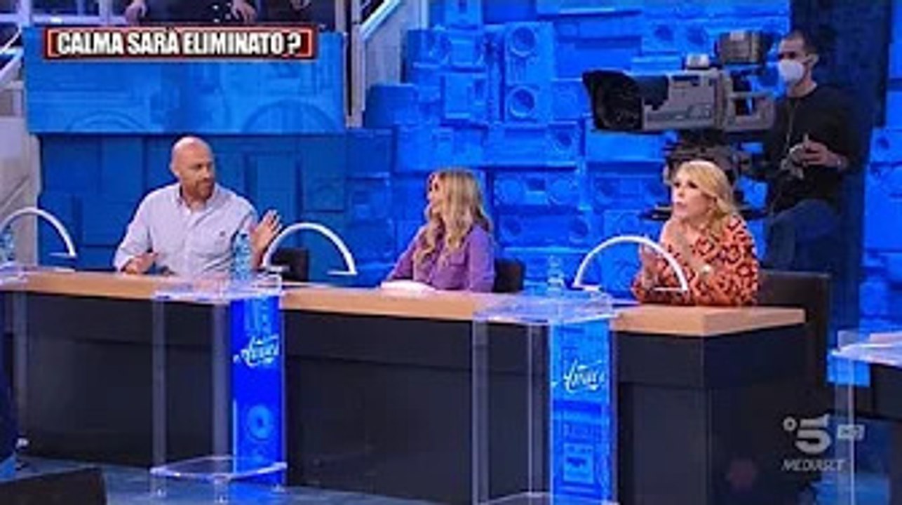 Amici 21, Anna Pettinelli salva Albe. Rudy Zerbi non ci sta: "Sei la regina del pollaio" Nuova punta