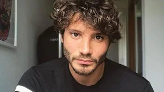 Stasera tutto è possibile, Stefano De Martino: Passione conduzione difficile da debellare Stefano