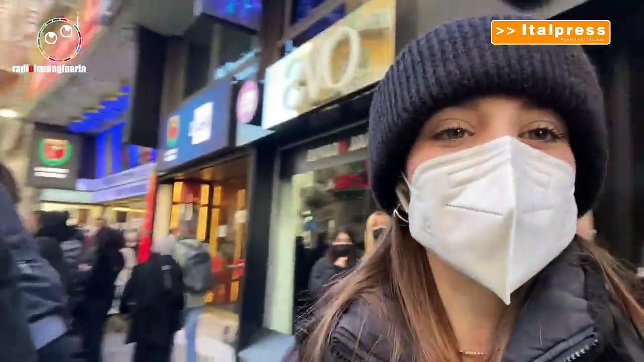 Prima serata di Sanremo, gli adolescenti premiano  Mahmood e Blanco