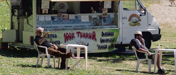 La casa de las profundidades - Tráiler español