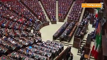 Parlamento, Mattarella "Tenere insieme decisioni e democrazia"