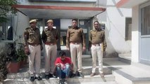 The accused of stealing 7 mobiles arrested by breaking the lock of the house