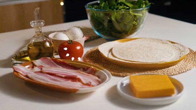 Prepara estas QUESADILLAS de BEICON, QUESO y ESPINACAS: Listas en menos de 10 minutos