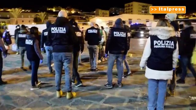 Immigrazione clandestina e omicidio, sei fermati a Lampedusa