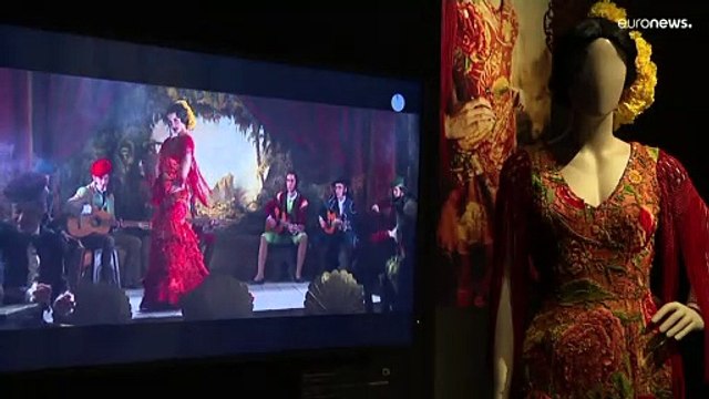 Под пристальным взглядом Готье: в Мадриде открылась выставка Кино и мода