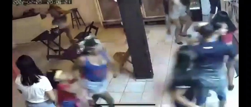 Torcedores de Paysandu e Remo são agredidos em bar de Joinville