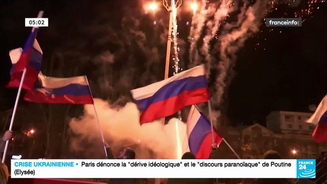 Crise en Ukraine - Les images de la fête et de feux d'artifice cette nuit dans les zones indépendantistes qui se félicitent de la décision de Vladimir Poutine