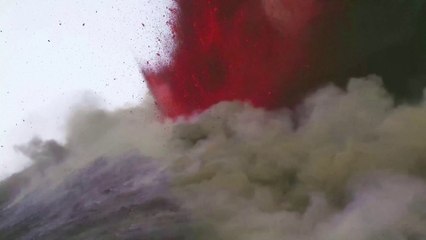 Italie: l'Etna entre de nouveau en éruption