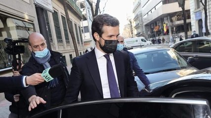 Casado gana tiempo convocando a la Junta Directiva Nacional del PP