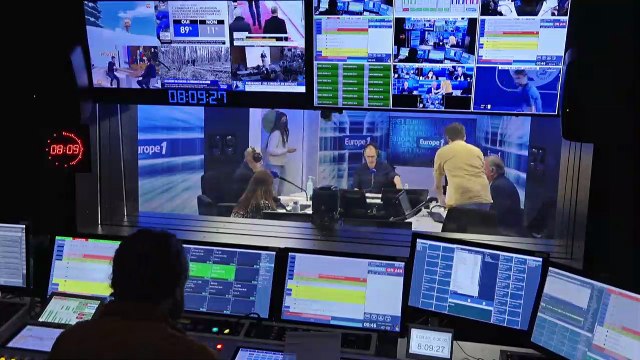 Au Royaume-Uni, Boris Johnson veut tourner la page du Covid-19