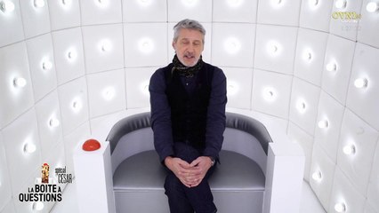 Download Video: Antoine de Caunes revient sur sa première prestation de maître de cérémonie des César: « J'ai vraiment eu le sentiment d'ouvrir la porte d'un congélateur » - VIDEO