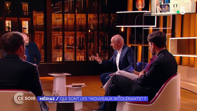 Jean-Michel Aphatie : Je suis un père la morale et j'emmerde ceux que ça emmerde