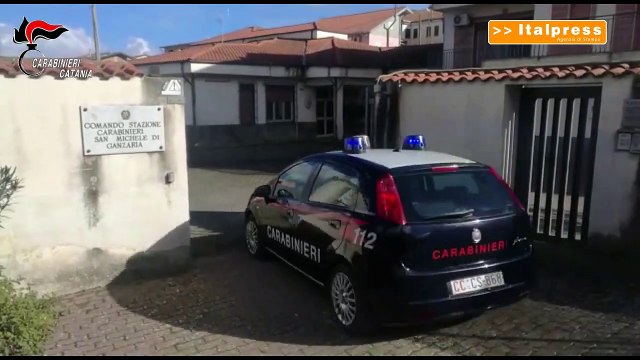Danni alle auto parcheggiate, denunciati tre minorenni nel catanese