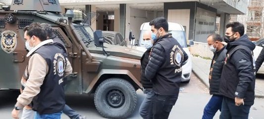 POLİS MERKEZİ ÖNÜNDEKİ SALDIRI; 6 ŞÜPHELİ ADLİYEYE ÇIKARILDI