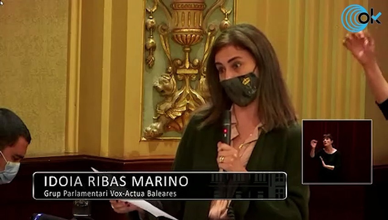 La diputada de Vox, Idoia Ribas, denuncia en el Parlament balear que se exija el catalán para ser celador