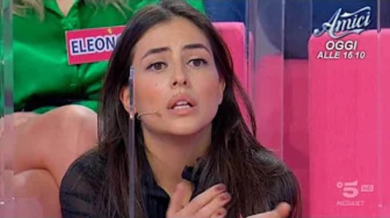 Federica Aversano si sente male a Uomini e Donne: la scelta della redazione Si chiuderà con un event